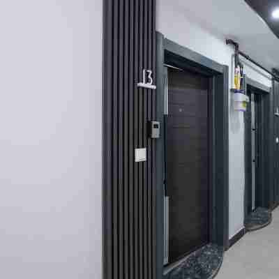 Maxi Homes Bliss Modern 2BR Apartment City Center Hotel Exterior