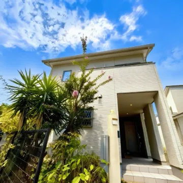 Yixuan's family Hotels near Saitozaki Station