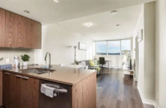 Coquitlam Center Bright & Modern 1BR Parking included Steps to SkyTrain | Pool & Gym