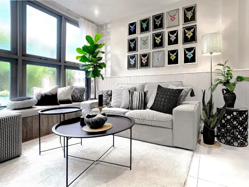 KIT-TI's Art Home | 3-BR Modern Classic Townhome | Near BTS Ekkamai