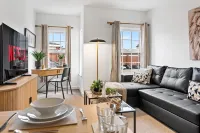 Free Parking | Families |Open plan | Contractors |