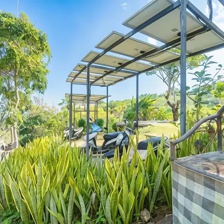 Bong Lux Hostel Lembongan