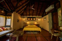 Kanha Earth Lodge - Homestays