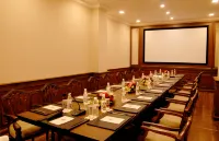 Ajit Bhawan - A Palace Resort - موقف سيارات