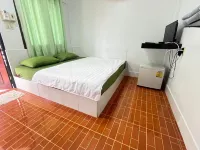 Suksamran Resort, Chao Lao Beach, Chanthaburi - 2つ星