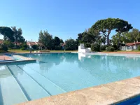 Cozy Studio with Pool - The Strip street & Beach - Airport Shuttle