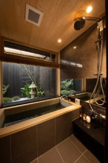 Kanade KiyomizuGojo Hotel a 