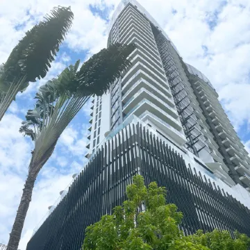GYDEN STAYCATION #The Straits Johor Bahru Отели рядом с достопримечательностью «Пляж Lido»