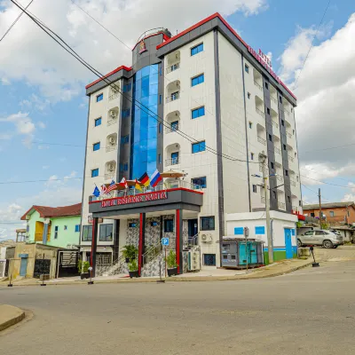 Hotel Residence Narita Hotels near Douala General Hospital.
