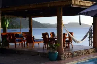 Palmelía Beach Resort