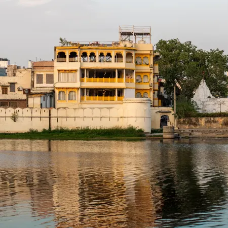 Young Monk Hostel Udaipur - Jaydurg Haveli