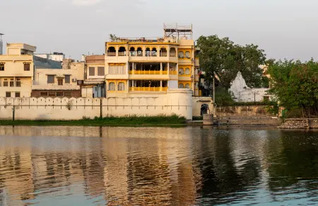 Young Monk Hostel Udaipur - Jaydurg Haveli