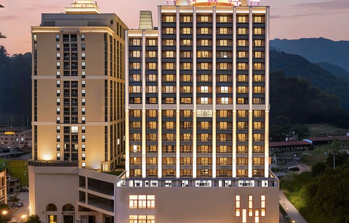 Bolton Hotel