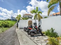 TARRA VILLAS by Exotic Bali Properties Hotels near Berawa