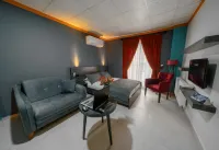 City Life Hotel di 