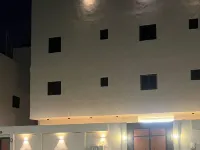 CasAura | Apt #3 King Bed 鄰近拉斯德商場的酒店