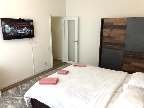2 bedrooms and a large living room! - ห้องครัว