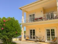 BnB Homes 3-bedroom Townhouse, 2 pools & terraces - New