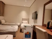 Shaza Asil Hotel - parking