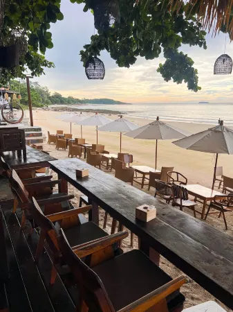 Silversand Resort Отели рядом с достопримечательностью «Ao Noi Na»