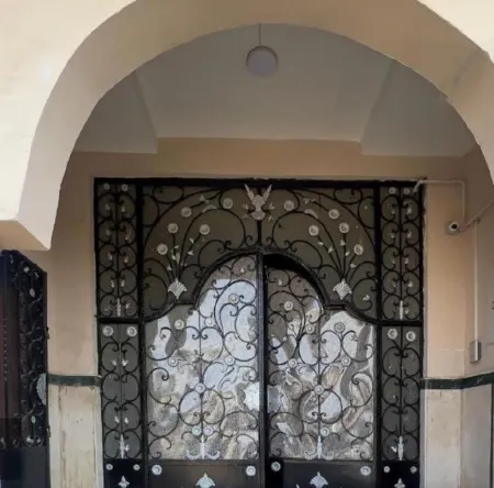 Pharaonic Pyramids Inn