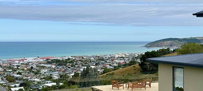 5 Bed Panoramic Sea & Town View Hotels in Oamaru