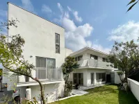 Living In Light　　　　　　 Hotels near Tropic of Cancer Solar Exploration Center