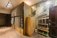 Hanoi Silver Hostel - Double Bed - Chill n Comfy - hostel