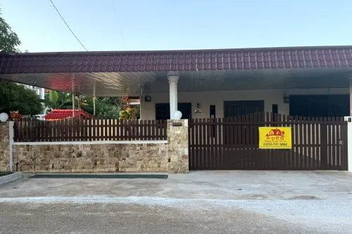 HAPPY GUEST HOUSE TAMAN COWIN NIBONG TEBAL Hotels in Nibong Tebal