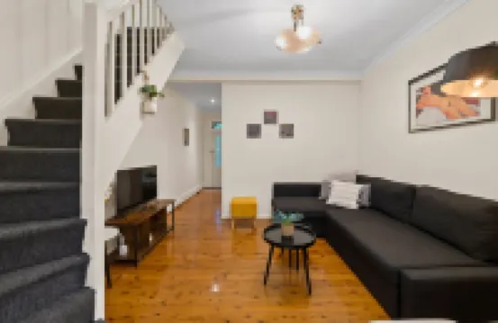 Facilitated 4 BR / ICC&Darling Harbour-8 mins walk