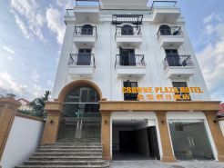 Khách sạn Crowne Plaza