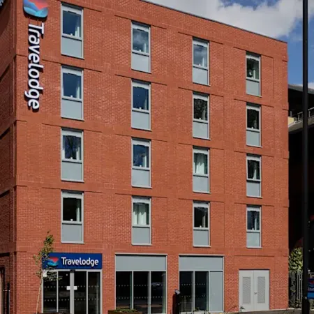Travelodge London Chiswick High Road Отели рядом с достопримечательностью «Чизвик»