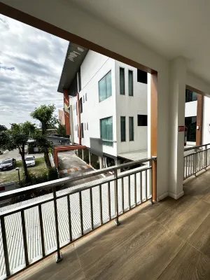 Ama Apartment Ban Phai Hotels in Ban Phai