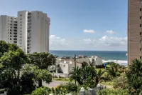 Elegant 2BR Oceanview Apartment Umhlanga | Pool & Beach