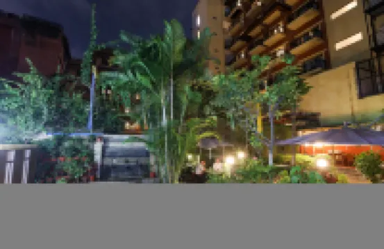 Nextdoor Thamel فنادق في 