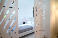 Seclusion, Privacy and 2 bedroom Luxury in Glyfada
