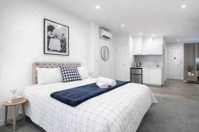 Fitzgerald Focus - Your 1BR Urban Oasis Hotels in 