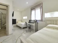 Joy and Relaxation Guest House by ZR Hotels in Rho