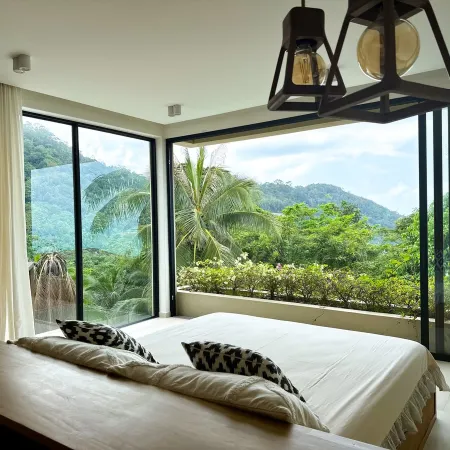Sunset Villa Bang Po Spa and Cinema Room