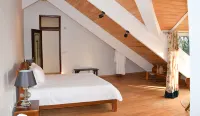 Chez Drocella Eglantine Lodge - Homestays