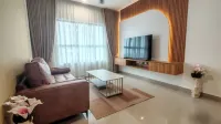 Arena Residence KLIA FREE WIFI by Golden Gates - جديد