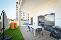 Spacious 4BR Holiday by Sea N' Rent Các khách sạn ở Elon