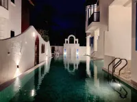 Ipoh Santorini Hideaway, Hotel Inspired