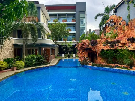 Long Beach Hotel Pangandaran Отели в г. Pangandaran Regency