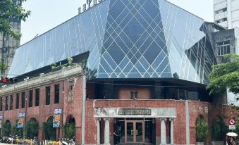 NINGCUI HOTEL-Tainan Railway Station