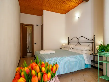 Macaia Room #2 with A/C