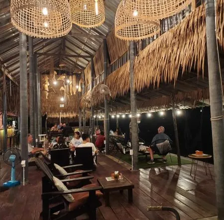 Cliff Cottage resort Отели рядом с достопримечательностью «Бан Банг Бао»