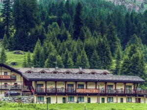 Chalet du Lys Hotel & SPA
