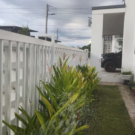 avipoolvilla.cnx