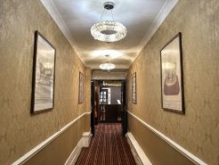 OYO Bath Road Apartments